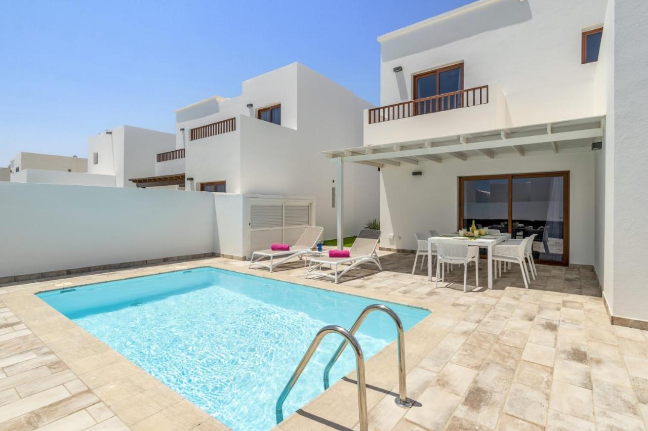 Villa Alicia By Villa Plus Playa Blanca  Bagian luar foto