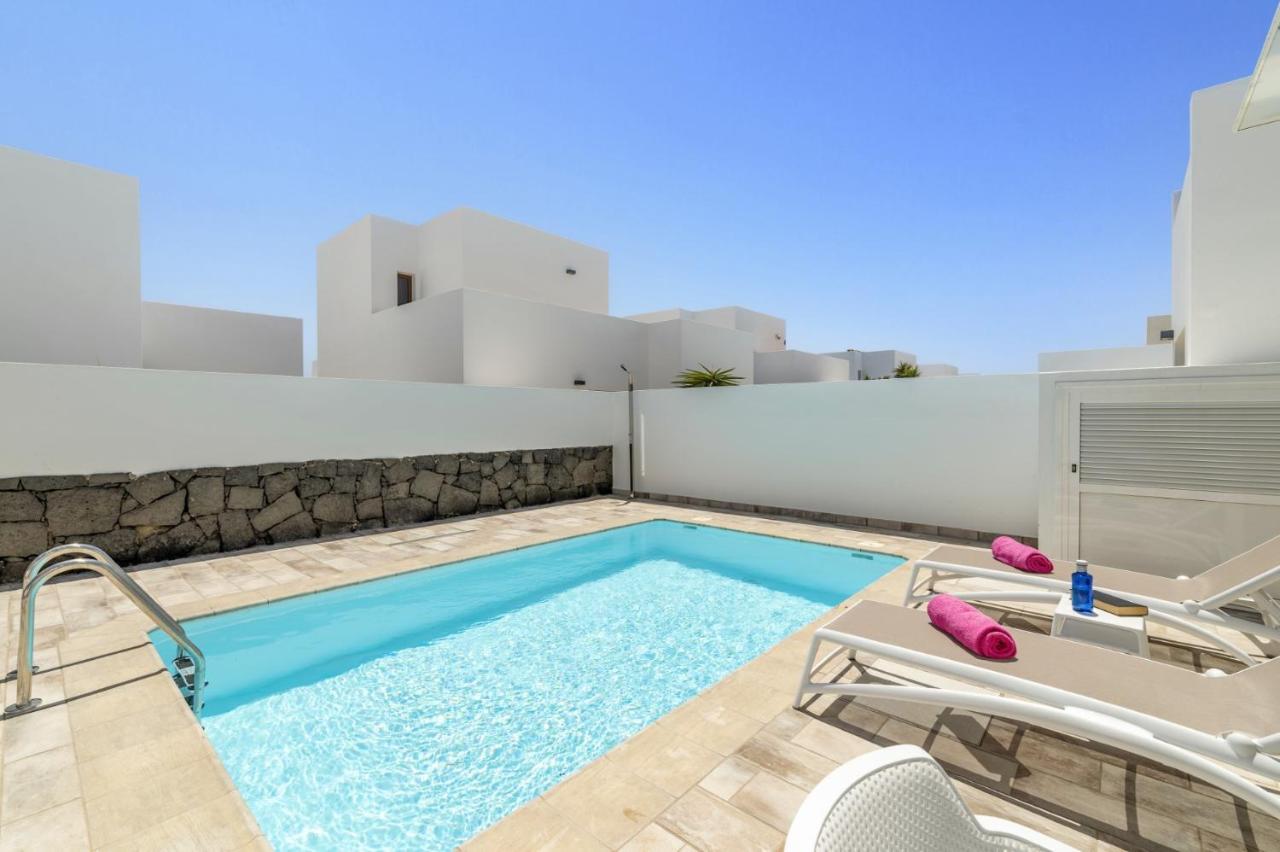 Villa Alicia By Villa Plus Playa Blanca  Bagian luar foto