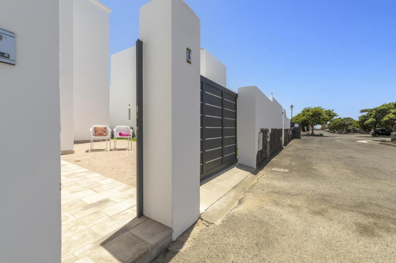 Villa Alicia By Villa Plus Playa Blanca  Bagian luar foto